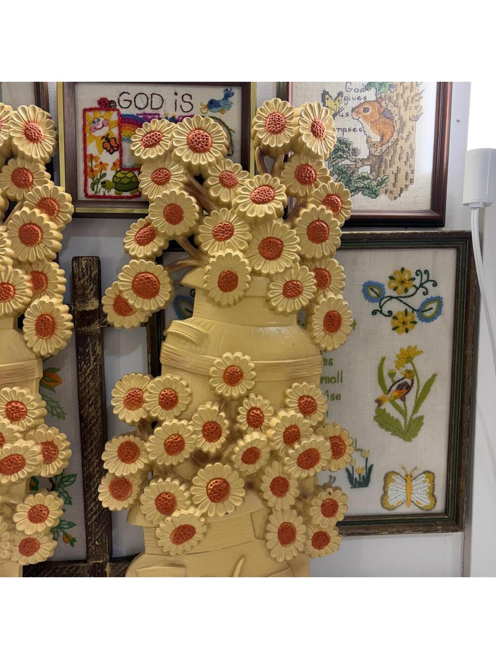 Floral 3d wall art vintage 70s - Picture 3 of 6
